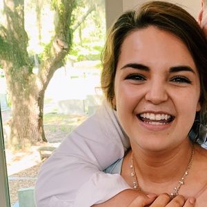 Meet your Posher, Eliza